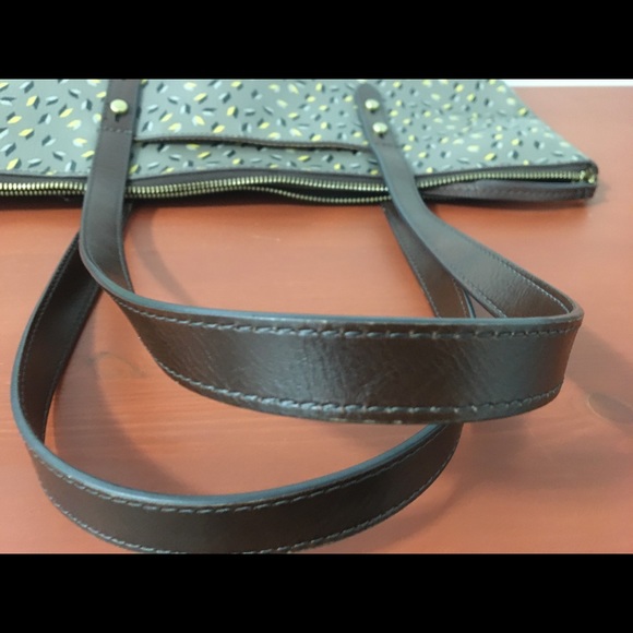 fossil tote - Picture 3 of 7